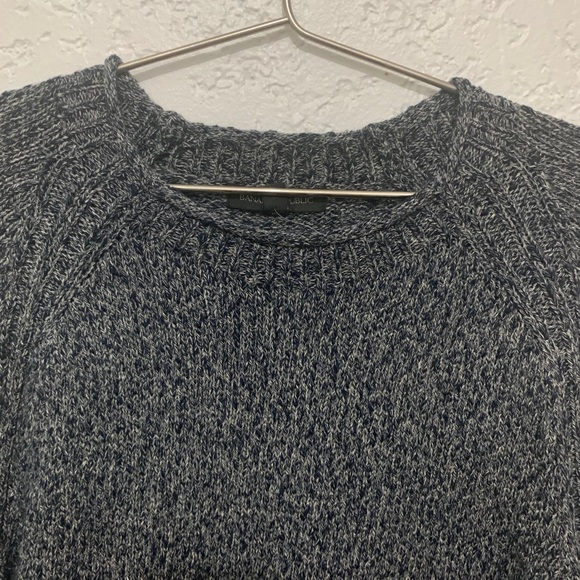 Banana Republic blue navy knit sweater - Picture 2 of 9